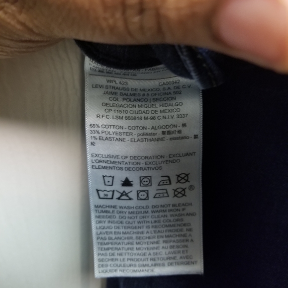 Signature by Levi Strauss & Co. Women Dark Wash High Rise Skinny Ankle Crop Jean - Picture 6 of 12